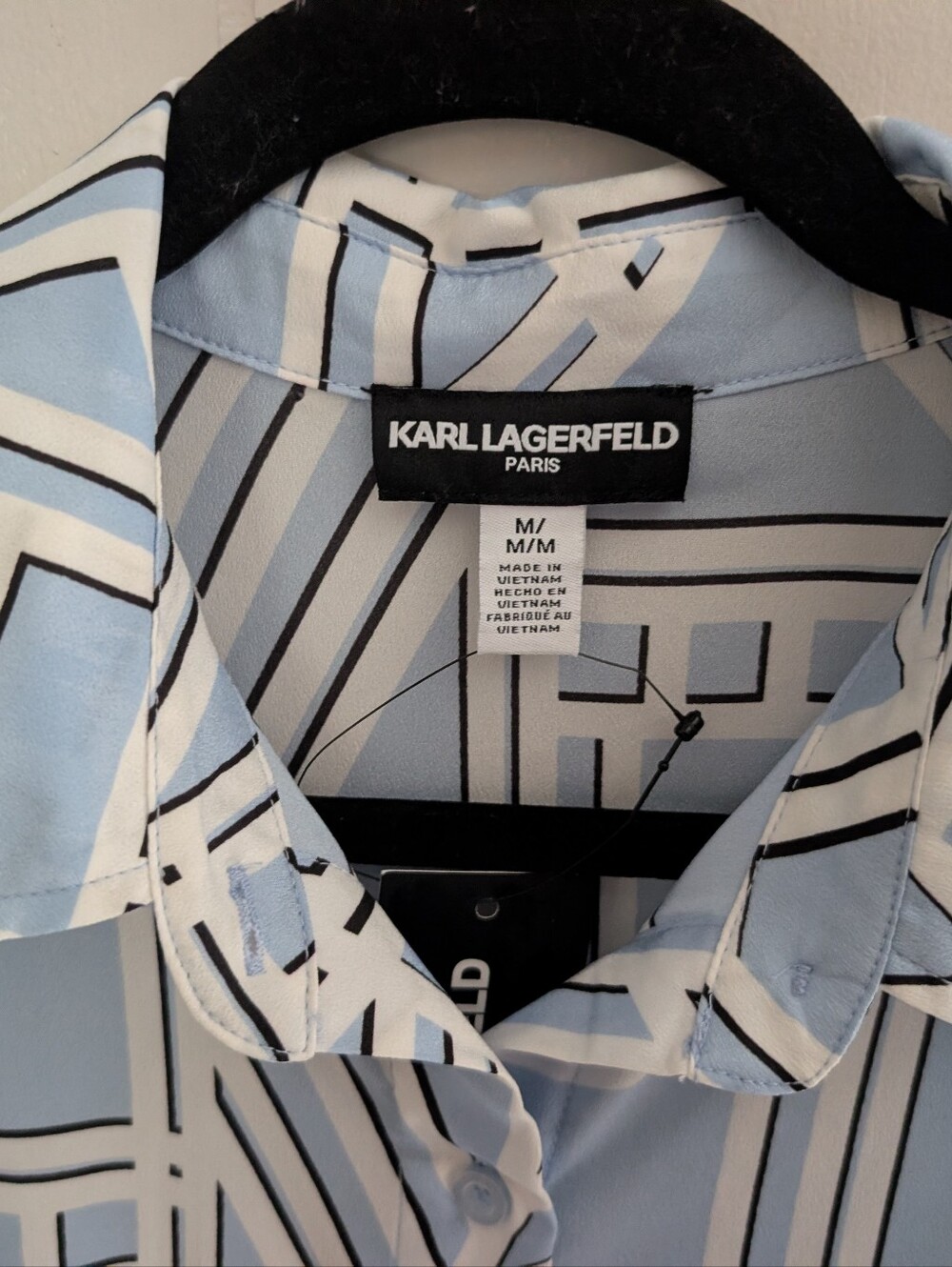 NWT Karl Lagerfeld Paris Light Blue and White Geometric Button-Down Shirt - Picture 3 of 10